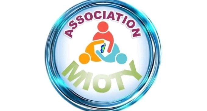 ASSOCIATION MIOTY: Hampiroborobo ny tontolo ambanivohitra eto Madagasikara