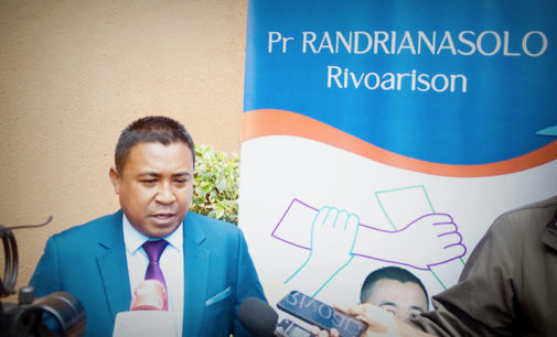 PROFESORA RIVOARISON RANDRIANASOLO : Hirotsa-kofidiana filohan’ny oniversite an’Antananarivo