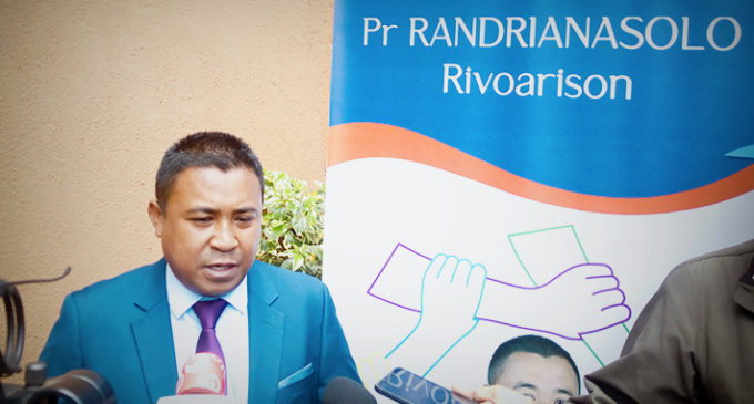 PROFESORA RIVOARISON RANDRIANASOLO : Hirotsa-kofidiana filohan’ny oniversite an’Antananarivo